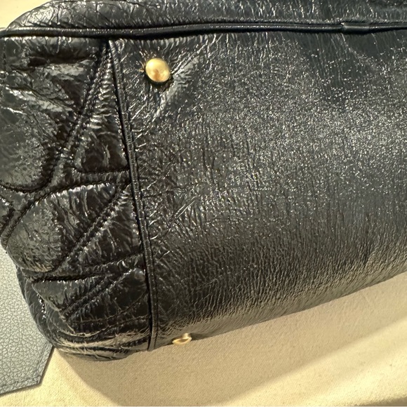 Vintage Chanel Rodeo Drive Accordion Flap Bag Patent Vinyl Medium - Picture 16 of 16